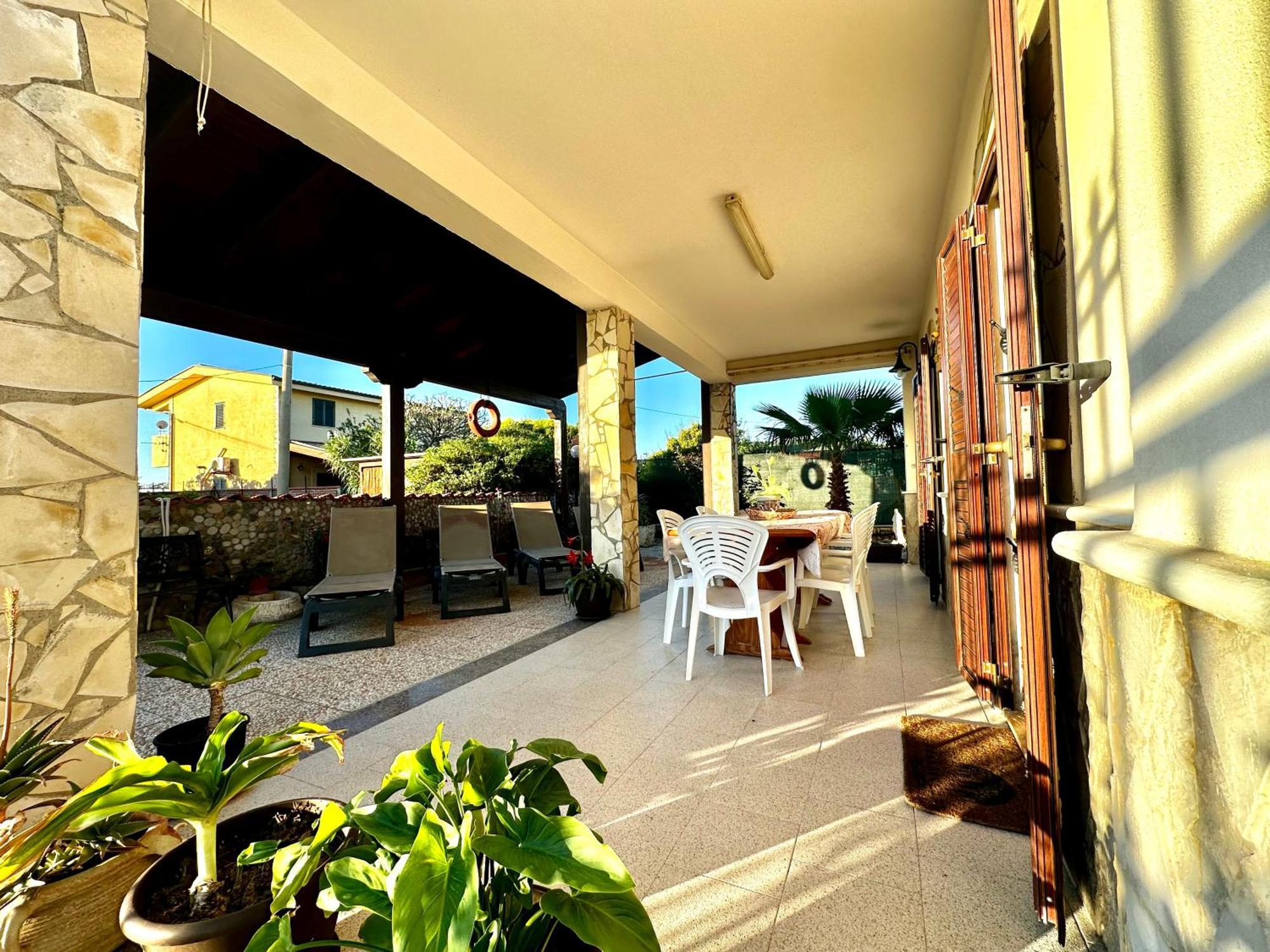 Casa Del Sole Apartment Campofelice Di Roccella Bagian luar foto