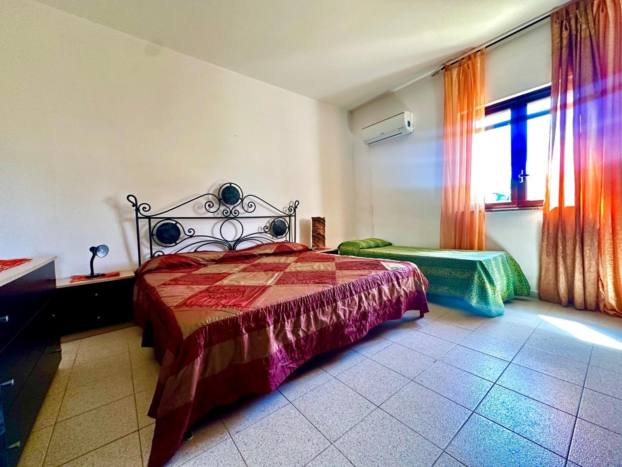 Casa Del Sole Apartment Campofelice Di Roccella Bagian luar foto